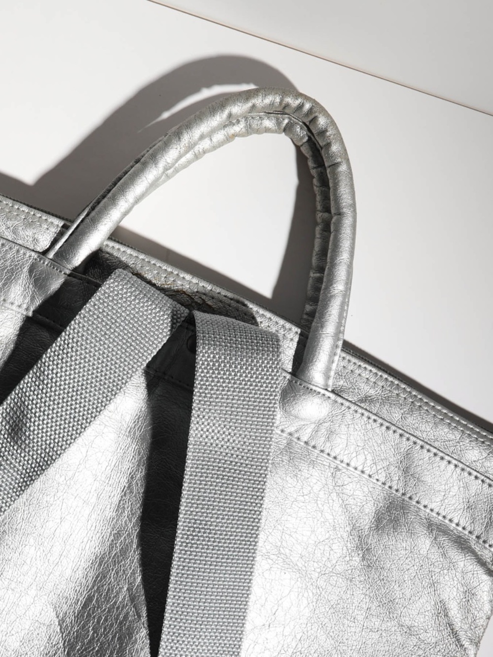 Super Rare True Vintage Courreges Silver Leather Tote Bag Backpack - Picture 8 of 8